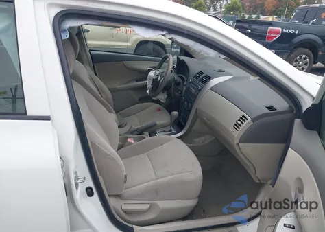 2010 Toyota Corolla Le z USA, uszkodzony, nr VIN JTDBU4EE4AJ068483